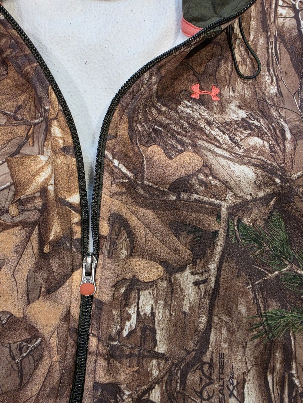 Under Armour Realtree Camo Hoodie Women M Full Zip Fleece Gorpcore 2013 - Picture 3 of 5